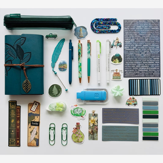 Bookish Bundle Lyons Blue🦚