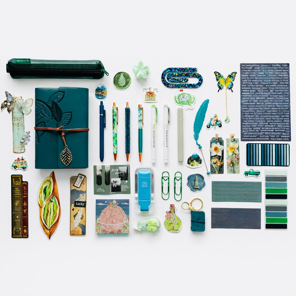 Bookish Bundle Lyons Blue🦚