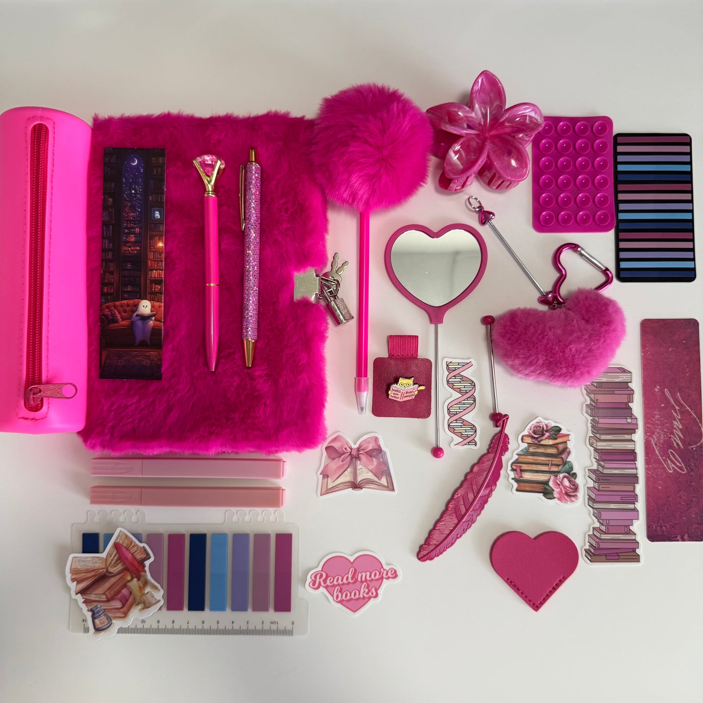 Bookish Bundle 🫟Fluffy Fuchsia